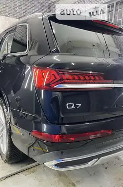 Audi Q7 2022