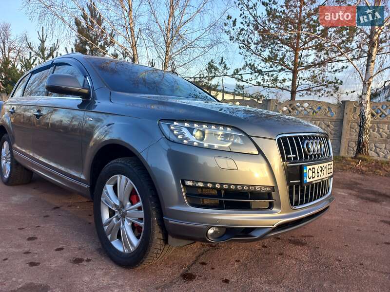 Внедорожник / Кроссовер Audi Q7 2010 в Чернигове