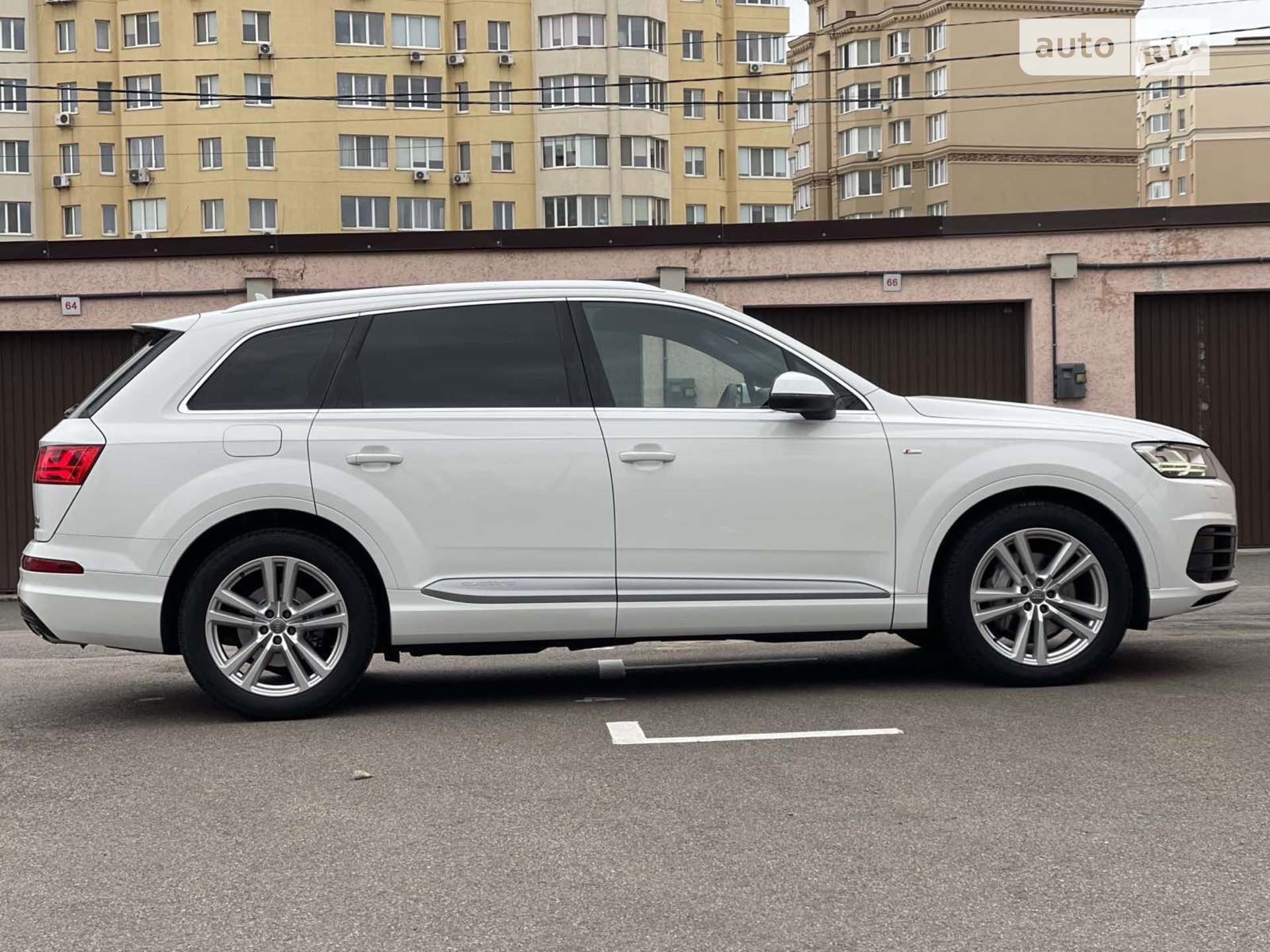2016 Audi Q7 - мініатюра 17