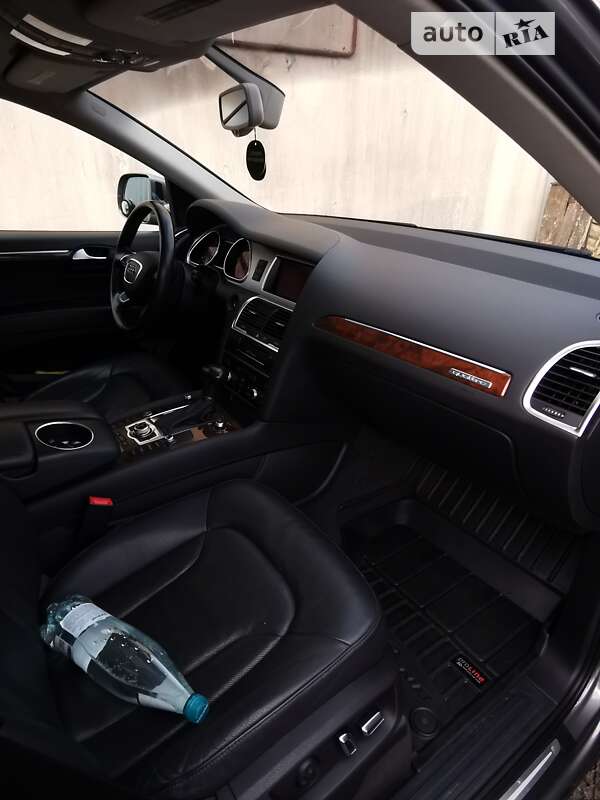 Позашляховик / Кросовер Audi Q7 2012 в Львові