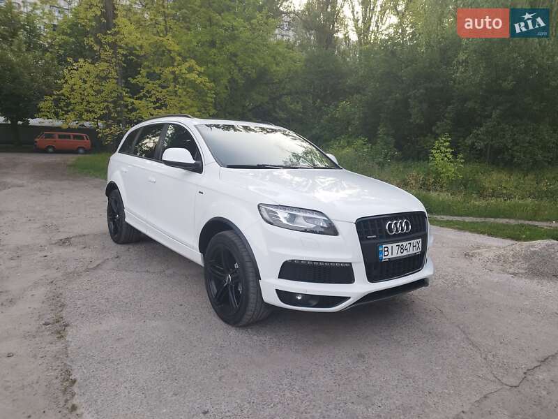 Позашляховик / Кросовер Audi Q7 2011 в Кременчуці