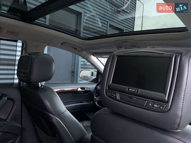 Позашляховик / Кросовер Audi Q7 2013 в Мукачевому