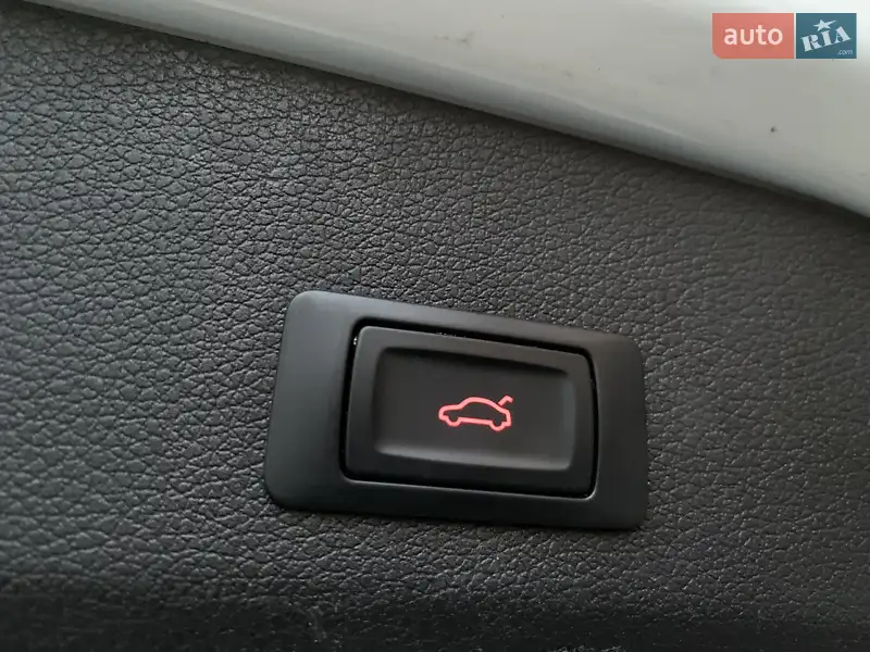 Audi Q7 2013 VIN WA1LMAFE8DD016692 фото оголошення 70 з 156