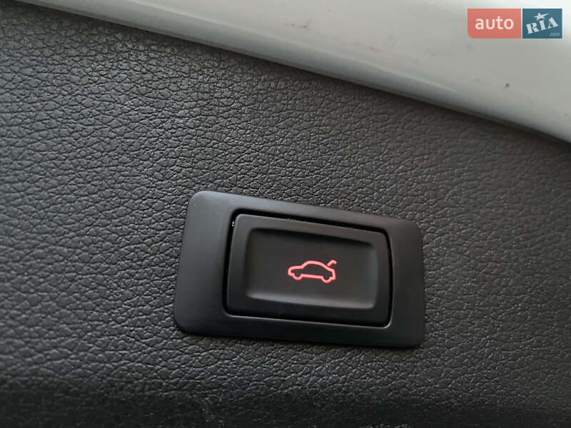 Позашляховик / Кросовер Audi Q7 2013 в Мукачевому