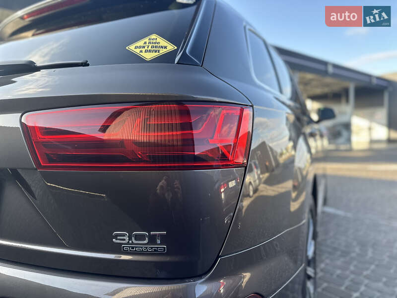 Внедорожник / Кроссовер Audi Q7 2016 в Львове