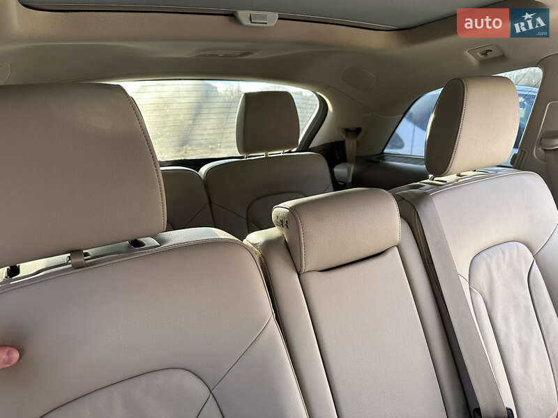 Позашляховик / Кросовер Audi Q7 2014 в Сарнах