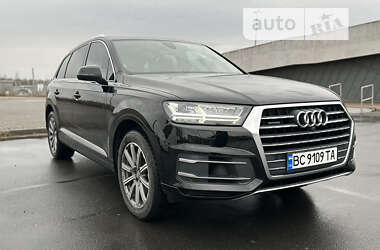 Позашляховик / Кросовер Audi Q7 2017 в Львові