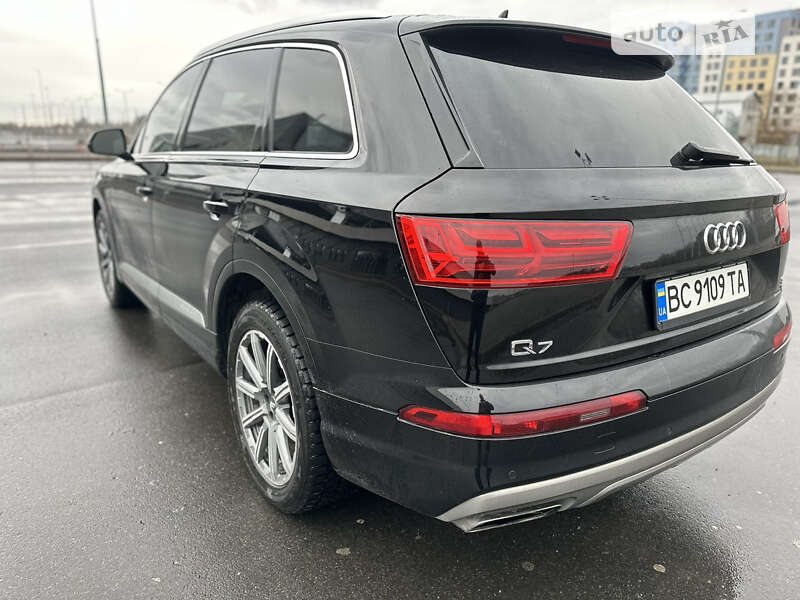 Внедорожник / Кроссовер Audi Q7 2017 в Львове