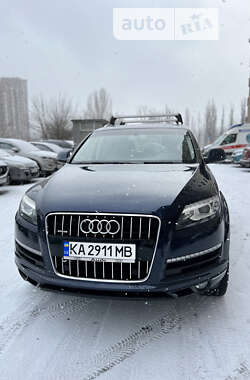 Позашляховик / Кросовер Audi Q7 2013 в Києві