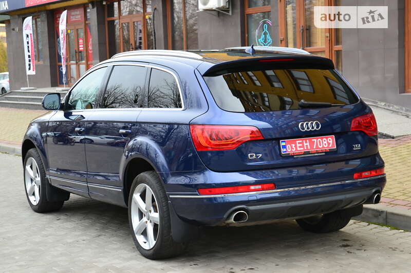 Внедорожник / Кроссовер Audi Q7 2013 в Луцке