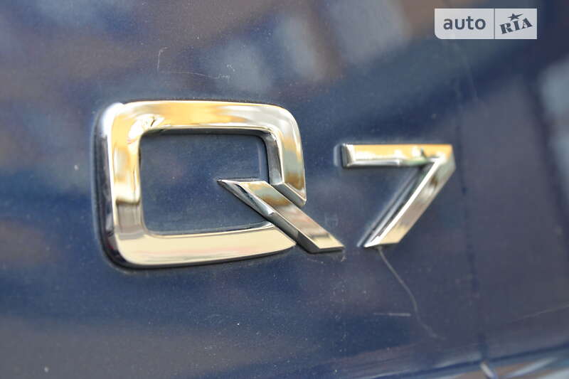Внедорожник / Кроссовер Audi Q7 2013 в Луцке