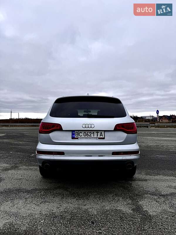 Позашляховик / Кросовер Audi Q7 2015 в Яворові