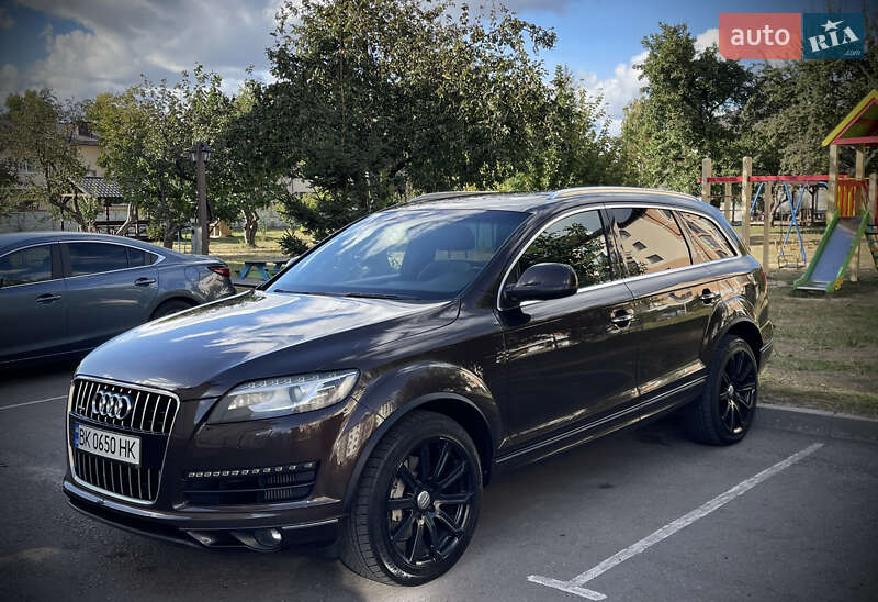 Позашляховик / Кросовер Audi Q7 2011 в Рівному