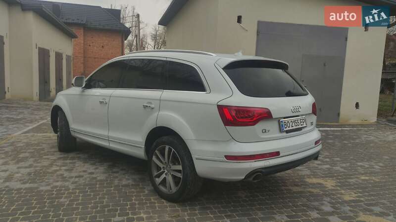 Внедорожник / Кроссовер Audi Q7 2012 в Чорткове
