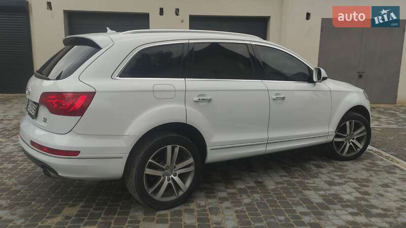 Внедорожник / Кроссовер Audi Q7 2012 в Чорткове