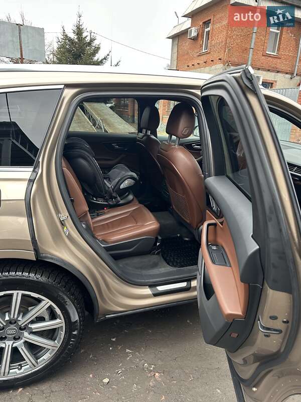 Позашляховик / Кросовер Audi Q7 2018 в Полтаві