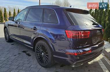 Внедорожник / Кроссовер Audi Q7 2019 в 