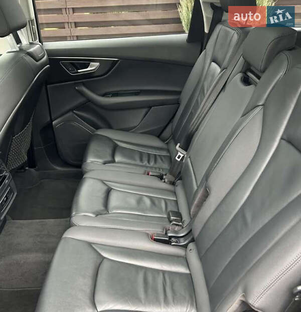 Внедорожник / Кроссовер Audi Q7 2020 в Тернополе