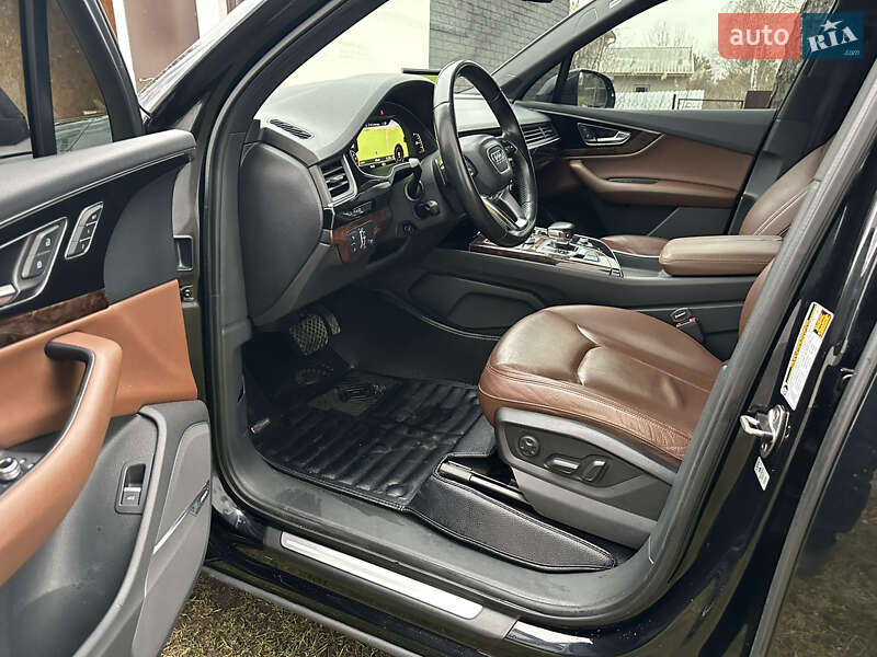 Позашляховик / Кросовер Audi Q7 2016 в Бродах