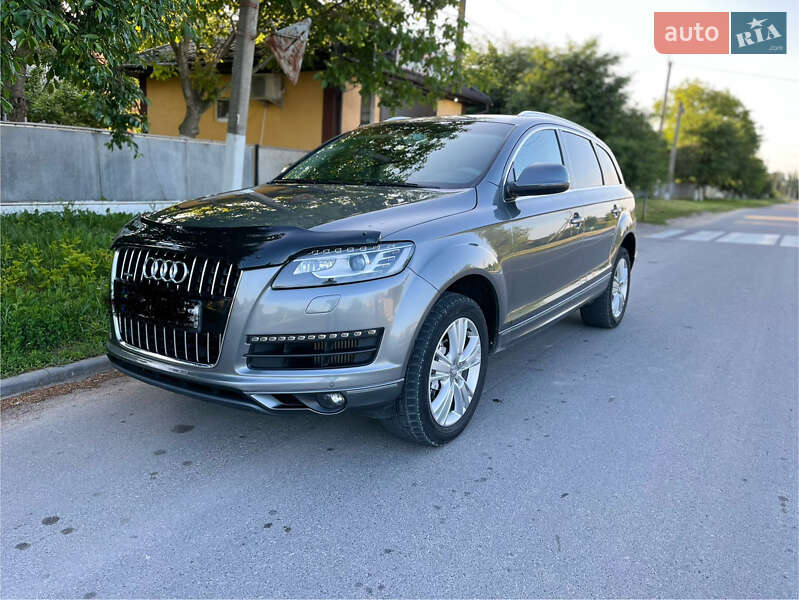 Внедорожник / Кроссовер Audi Q7 2013 в Каменец-Подольском