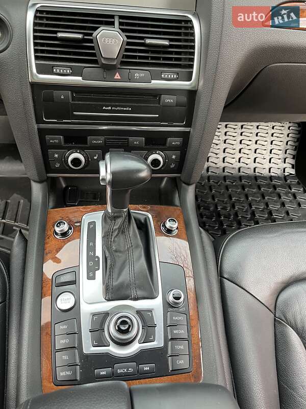 Внедорожник / Кроссовер Audi Q7 2014 в Стрые