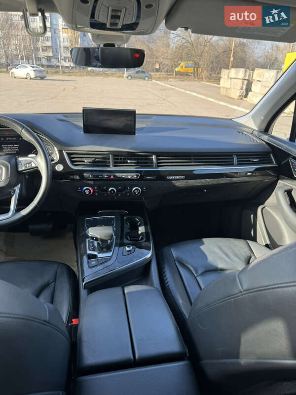 Внедорожник / Кроссовер Audi Q7 2019 в Запорожье