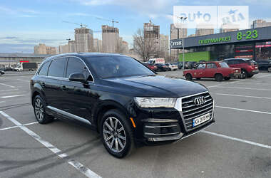 Позашляховик / Кросовер Audi Q7 2017 в Києві