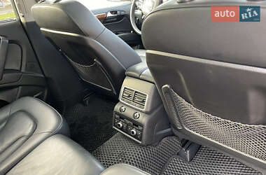 Внедорожник / Кроссовер Audi Q7 2010 в 