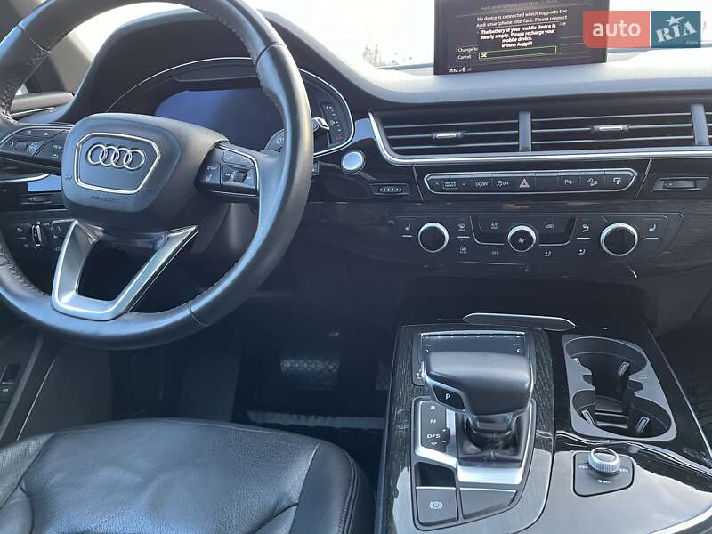 Позашляховик / Кросовер Audi Q7 2017 в Києві