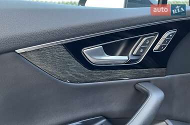 Внедорожник / Кроссовер Audi Q7 2017 в 