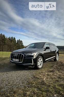 Внедорожник / Кроссовер Audi Q7 2022 в Киеве