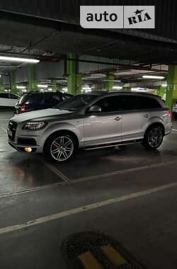 Внедорожник / Кроссовер Audi Q7 2012 в 
