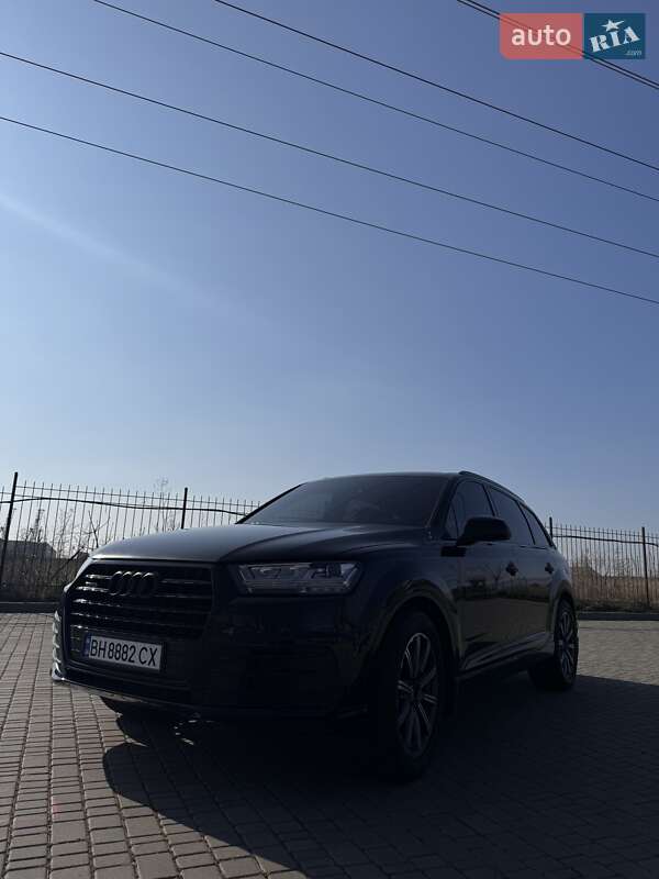 Позашляховик / Кросовер Audi Q7 2016 в Одесі
