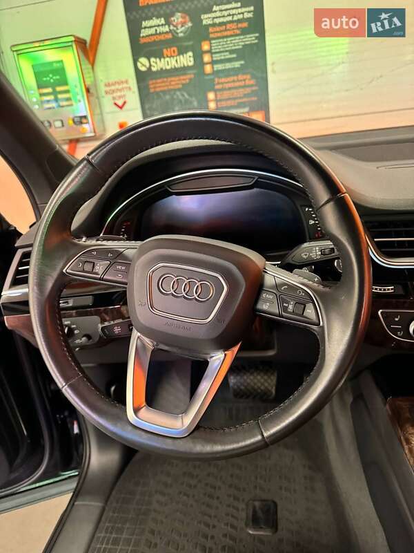 Внедорожник / Кроссовер Audi Q7 2018 в Харькове