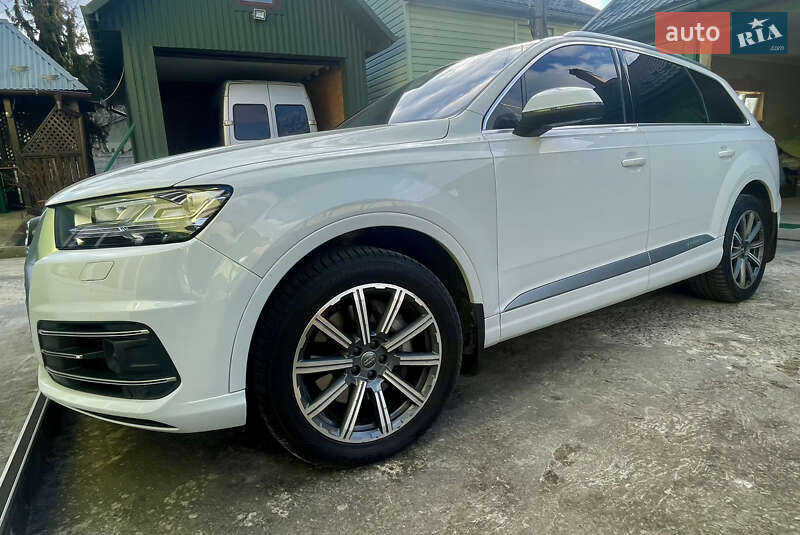 Внедорожник / Кроссовер Audi Q7 2018 в Трускавце