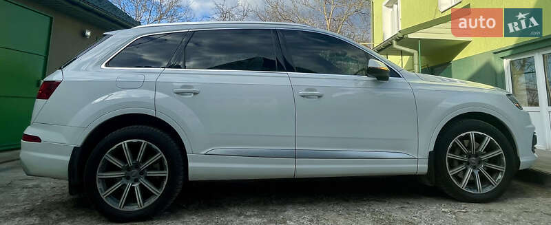 Внедорожник / Кроссовер Audi Q7 2018 в Трускавце