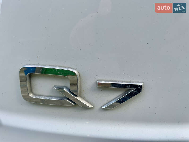 Внедорожник / Кроссовер Audi Q7 2018 в Трускавце