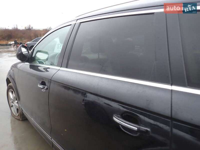 Внедорожник / Кроссовер Audi Q7 2013 в Ахтырке