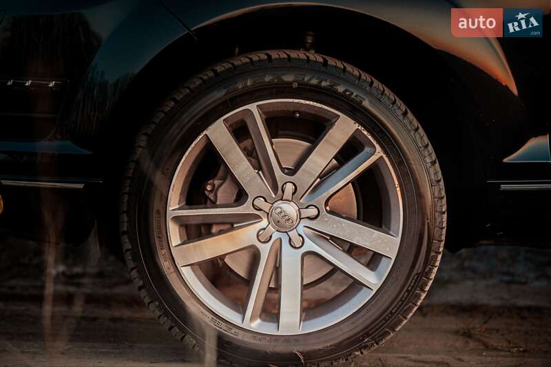 Внедорожник / Кроссовер Audi Q7 2015 в Черкассах