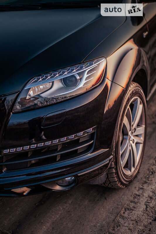 Внедорожник / Кроссовер Audi Q7 2015 в Черкассах