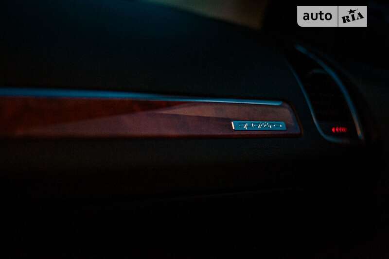 Внедорожник / Кроссовер Audi Q7 2015 в Черкассах
