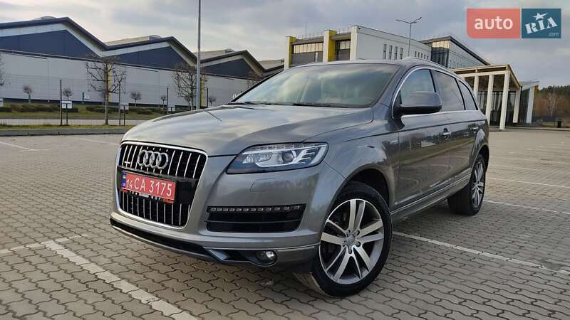 Внедорожник / Кроссовер Audi Q7 2015 в Бродах