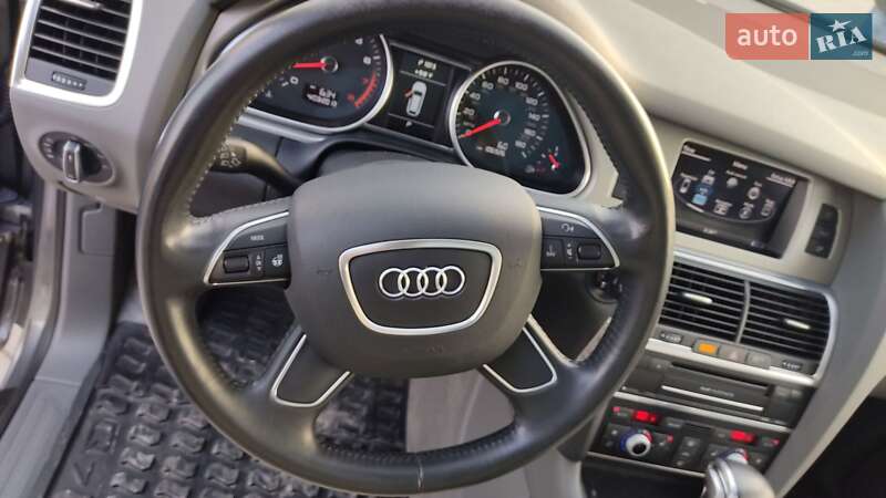 Внедорожник / Кроссовер Audi Q7 2015 в Бродах
