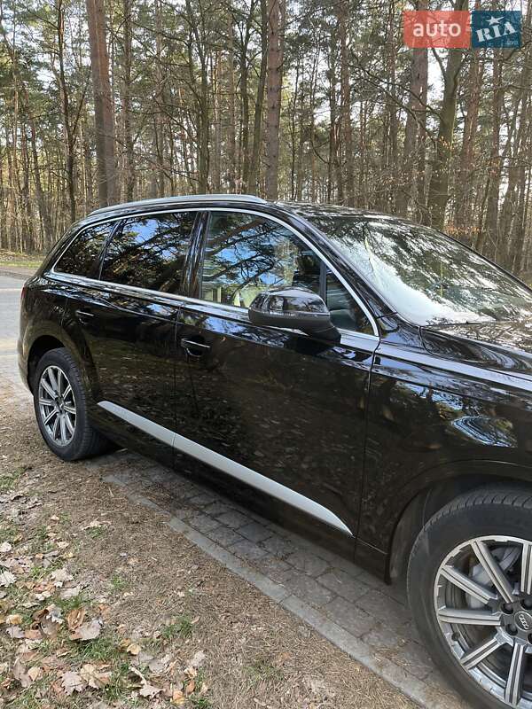 Позашляховик / Кросовер Audi Q7 2018 в Львові