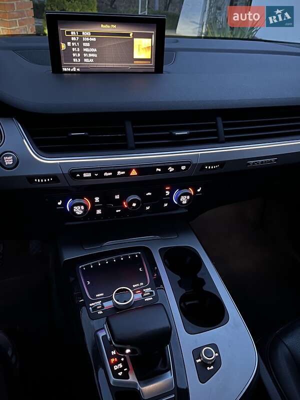 Позашляховик / Кросовер Audi Q7 2018 в Львові