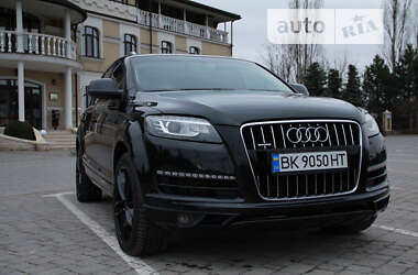 Внедорожник / Кроссовер Audi Q7 2010 в Сарнах