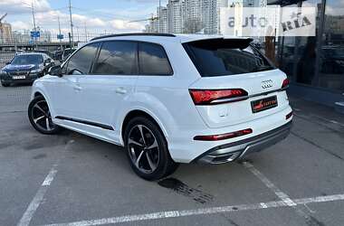 Позашляховик / Кросовер Audi Q7 2022 в Києві