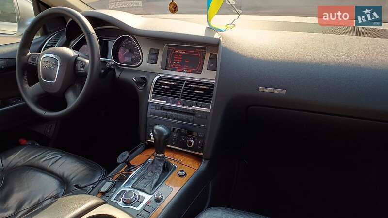 Внедорожник / Кроссовер Audi Q7 2006 в Киеве