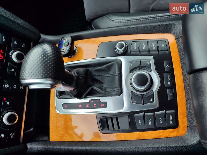 Позашляховик / Кросовер Audi Q7 2007 в Дрогобичі