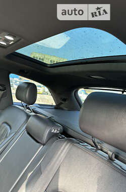 Внедорожник / Кроссовер Audi Q7 2010 в 
